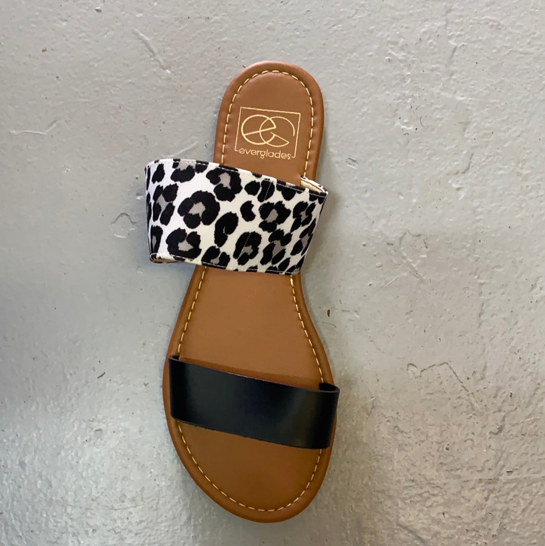 Leopard sandals